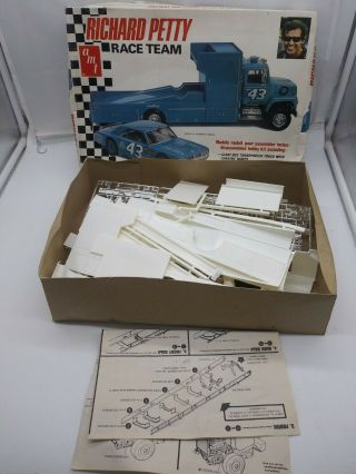 Vintage 1975 Amt Richard Petty Race Team Slantbed Truck Model Kit Parts