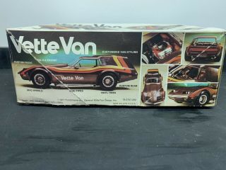 MPC 1/25 Vette Van 1977 Issue Model Kit 1 - 3707 (Complete) 2