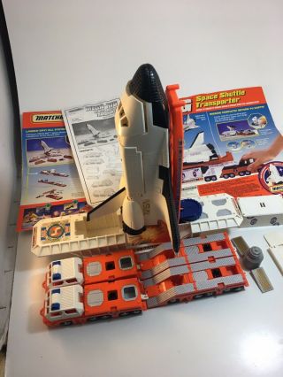 Matchbox Mega - Rig 1997 Space Shuttle And Transporter