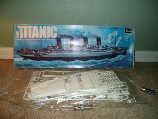 Vintage 1976 Revell Rms Titanic Ocean Liner 1/570 Scale Model W/box Fair