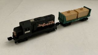 1983 Mattel Hot Wheels Railroad 2 - Train Set Engine,  Freight Car