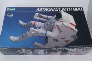 Revell 1984 Astronaut W/ Mmu 4731 1/8 Scale Model Kit Complete Open Box Space