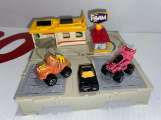 Micro Machine Travel City Car Wash With Road Champs Color Change Cars 1987