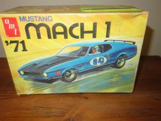 Amt 1971 Ford Mustang Mach 1 1/25