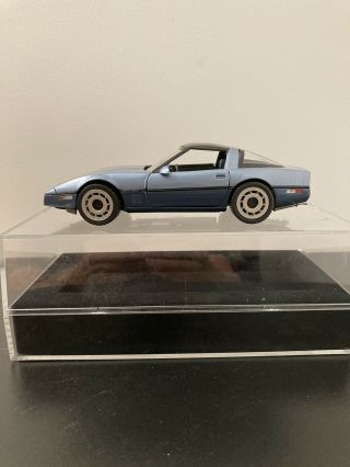 Franklin 1/24 Scale 1984 Corvette With Custom Display Case