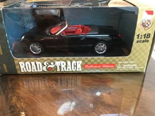 Maisto Road & Track 1:18 Thunderbird Convertible Series 3 Collector’s Edition