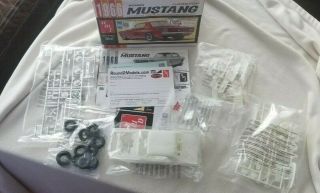 AMT 1/25 Scale 1966 Ford Mustang Hardtop Model Kit 2