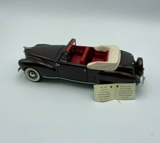Franklin 1941 Lincoln Continental Convertible Maroon 1:24 Scale