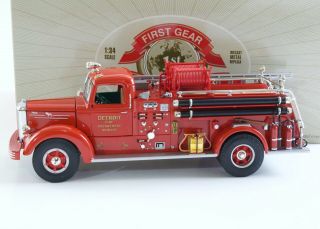 Mack L Series Pumper Detroit Fire Department Service First Gear 1:34 10 - 3348