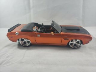 Diecast - 1:24 Maisto Pro Rodz 1970 Dodge Challenger Rt Convertible Burnt Orange