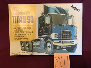Amt Chevy Titan 90 1:25 Scale Box Is Rough
