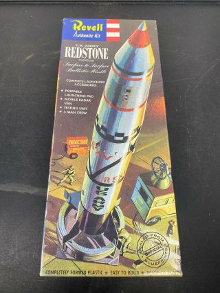Vintage Revell Us Army Redstone Rocket Model Kit " 1995 "