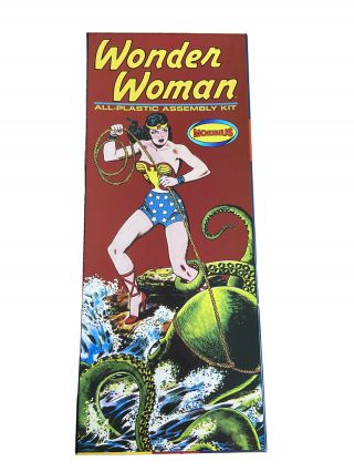Wonder Woman Moebius 2010 Model All Plastic Assembly Kit
