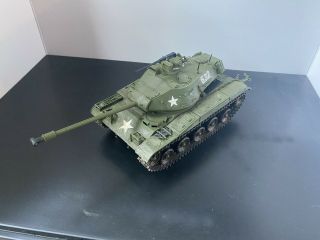 Tamiya Us M41 Walker Bulldog 1:35 Scale Tank Model