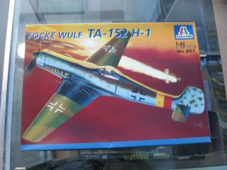 Italeri 1/48 Focke Wulf Ta - 152 H - 1 861