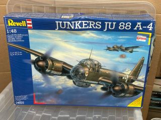 Revell 1/48 Junkers Ju.  88 A - 4,  Contents.