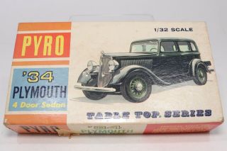 Vintage Pyro 1934 34 Plymouth 4 Door Sedan Model Kit 1:32 Complete Open Box