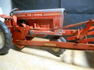 TRU - SCALE TRACTOR WITH LOADER METAL REAR RIMS TOY 1/16 DIECAST FARM 3