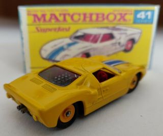Matchbox lesney 41 Ford G.  T.  yellow 1966 Custom/Crafted box 3