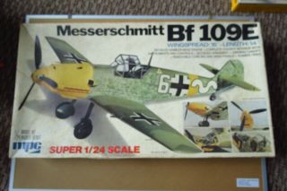 Mpc Messerschmitt Bf 109e Airplane Model Kit 1/24 Scale