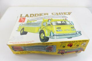 1/25 Scale Vintage Amt American Lafrance Ladder Chief Fire Truck Model Kit 3