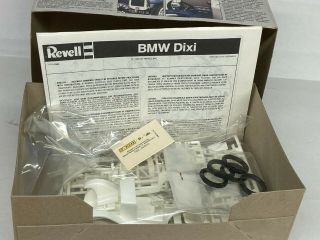 Revell 1/24 BMW Dixi vintage car kit. 2