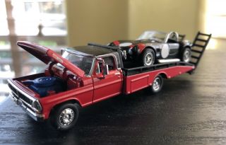 Greenlight Collectible Ford F - 350 Flatbed Towtruck With Shelby Cobra 1:64 Scale
