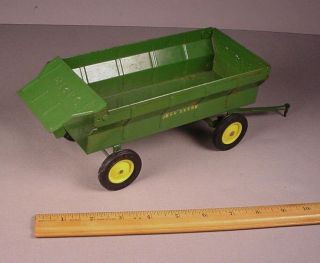 Vintage Ertl Diecast Metal John Deere Farm Tractor Wagon Accessory 1:16 Toy
