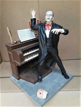 2000 " Phantom Of The Opera " Plastic Model Kit By Polar Lights - Buildup