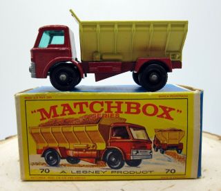 Vtg Matchbox Lesney 70 Grit Spreading Truck Red & Yellow With Box