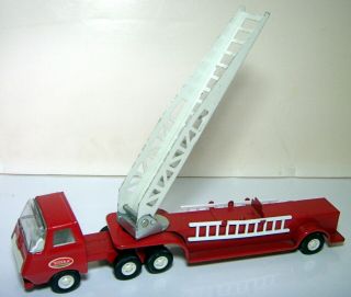 1960’s Vintage Mini Tonka Ladder Fire Truck Metal Toy