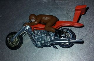 Vintage Hot Wheels Rrrumblers High Tailer Motorcycle W/ Rider