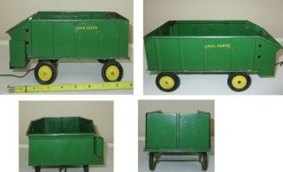 Vintage Ertl John Deere Die - Cast Farm Cart Wagon Trailer -