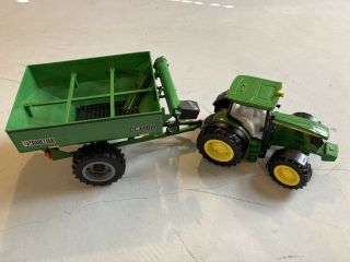 John Deere Big Farm Series Frontier Tractor & Gc1108 Grain Cart 1/16 Scale