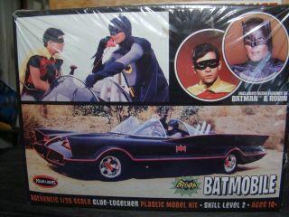 Hard 2 Find Edition Of Batmobile With Batman And Robin Figures Inside