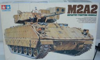 Tta - Tamiya 1:35 Kit - M2a2 Tank / Infantry Fighting Vehicle 35152