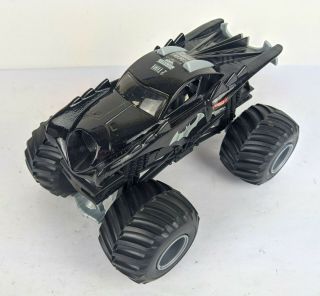 Batman Monster Jam Hot Wheels 1:24 Scale Die Cast Truck