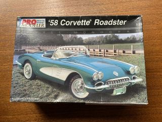 Revell Pro Modeler 1958 Corvette Roadster Model Kit 85 - 5938 1/25 Scale Opened