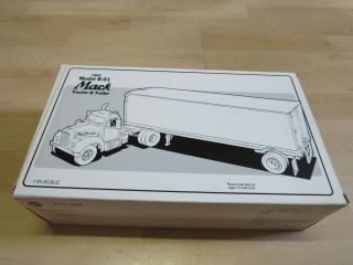 First Gear 1/34 1960 Mack Model B - 61 Tractor Trailer Stegmaiers Brewery 19 - 1269