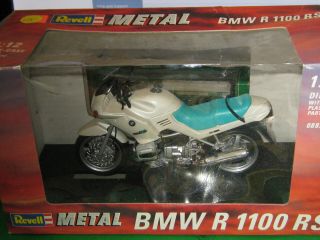 Revell 1/12 Scale Diecast - 08870 Bmw R 1100 Rs White Motorcycle -