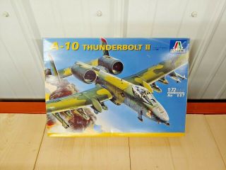 Vintage A - 10 Thunderbolt Ii Plane Italeri 1:72 Model Kit No.  087