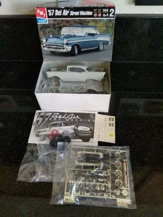 Amt 1957 Chevrolet Bel Air Street Machine 1/25 Scale Car Model Kit