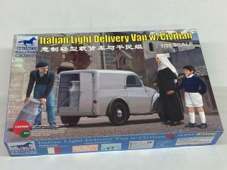 Bronco 1/35 Italian Fiat Light Delivery Van With Civilian,  Contents.