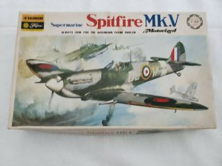 Bachmann/fujimi Supermarine Spitfire Mk.  V Model Kit All Parts