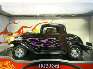 American Graffiti 1932 Ford Premium Metal Die Cast 1:24 Collectible 73200g