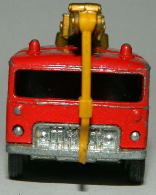 Scarce Matchbox Superfast No.  30 8 Wheel Crane Red Body Gold Boom 2