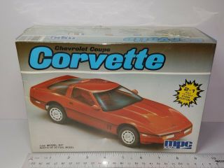 1/25 Mpc Chevrolet Corvette Coupe Model Kit