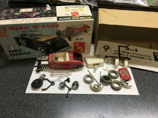 Vintage 1/25 Scale Amt 1932 Ford Roadster Model Junkyard W/ Box.  Issue