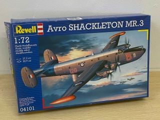 Revell 1/72 Avro Shackleton Mr.  3,  Contents.