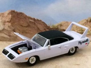 Wing 1970 70 Plymouth Road Runner Superbird 1/64 Scale Limited Edit Rr10
